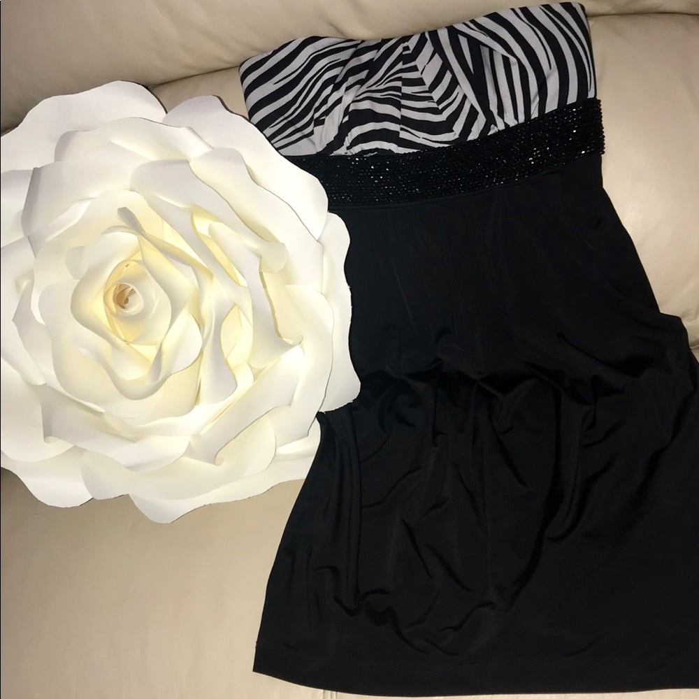 Zebra print dress with pockets
